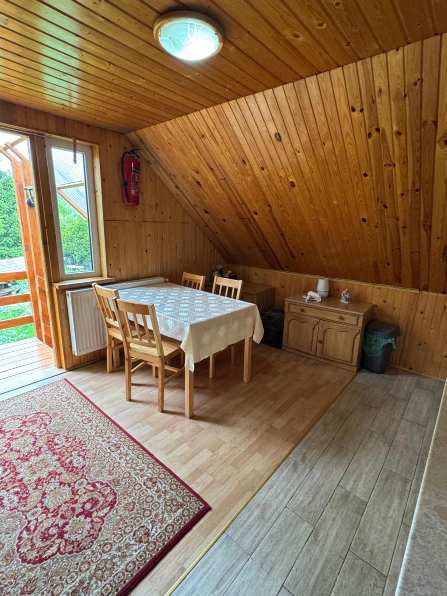 Domek Jaskolka Białowieża Εξωτερικό φωτογραφία